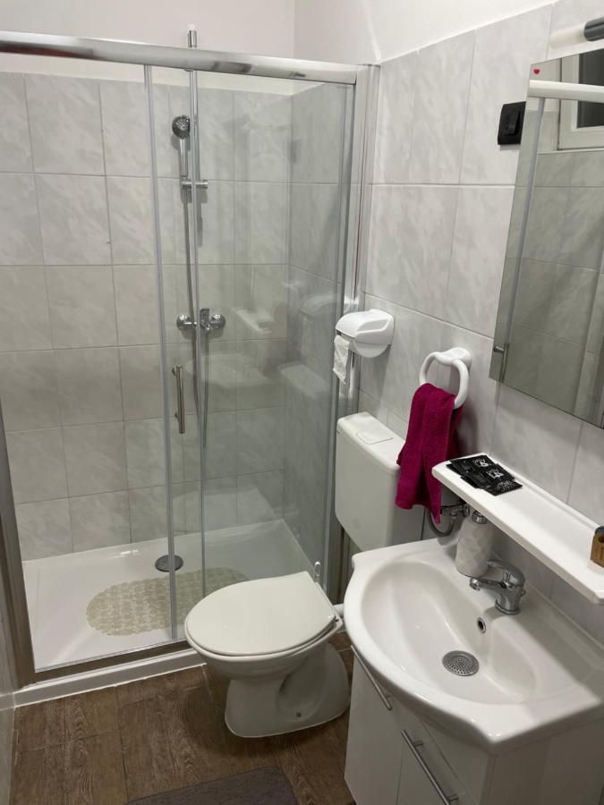 Apartmani Bm Biograd Na Moru Luaran gambar